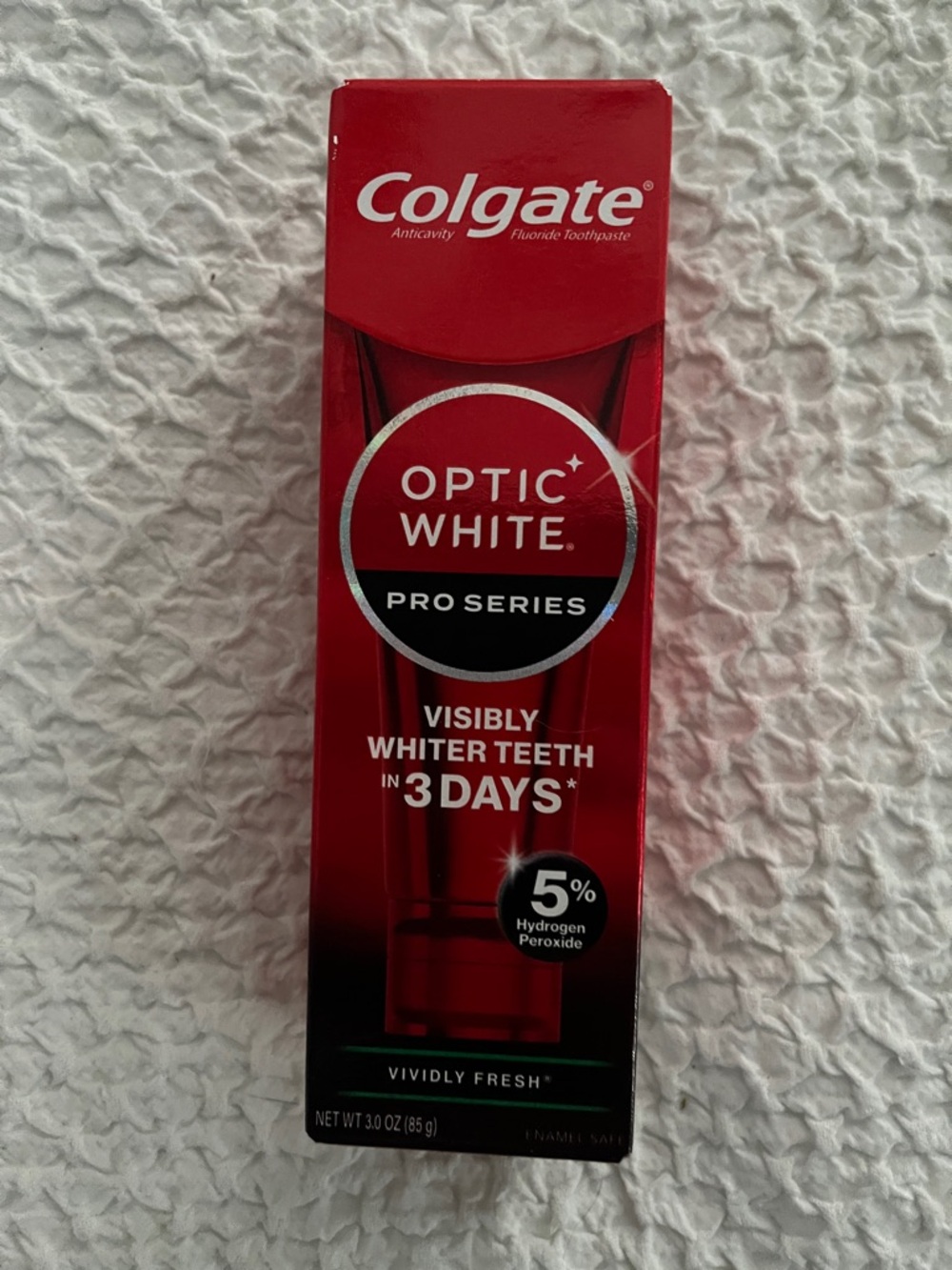 NWT Colgate Optic White Pro Series Toothpaste